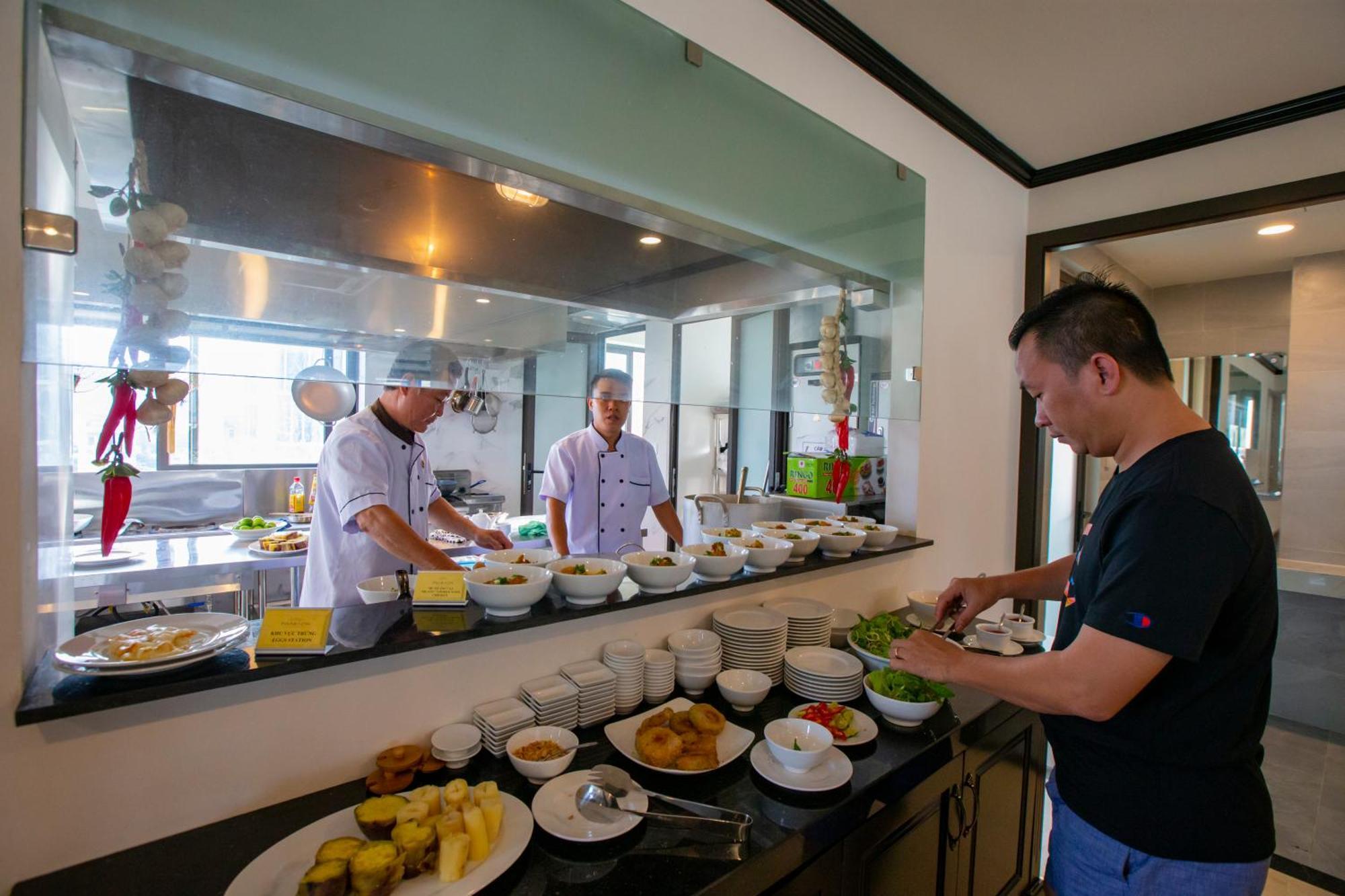 Pharaoh Boutique Hotel Danang Exteriör bild